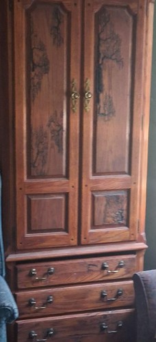 Set early 1900s - 2,, wood